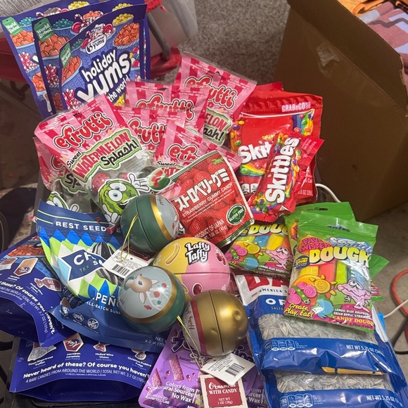 Assorted Candy Party Favor Set with and More